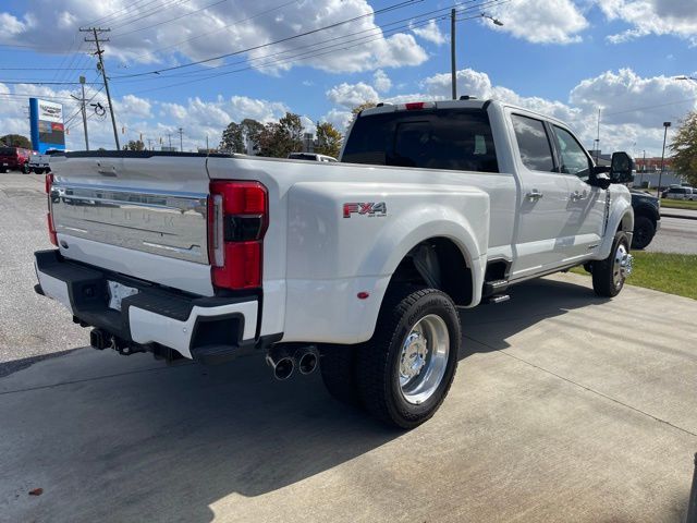 2023 Ford F-450 Platinum