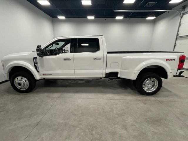 2023 Ford F-450 Platinum