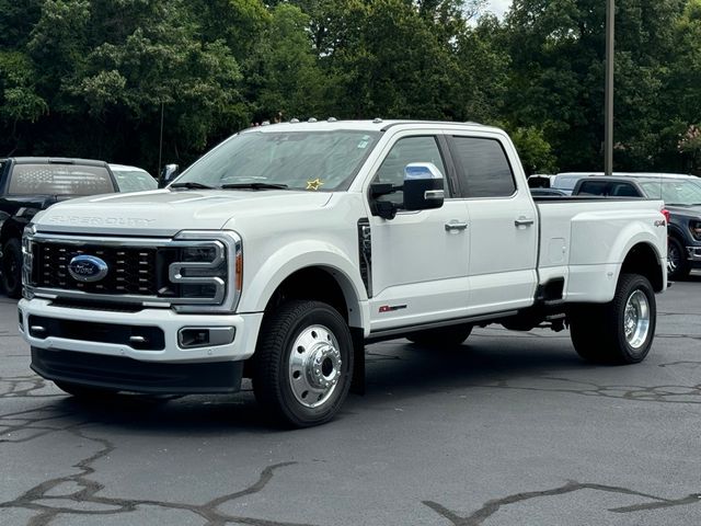 2023 Ford F-450 Platinum