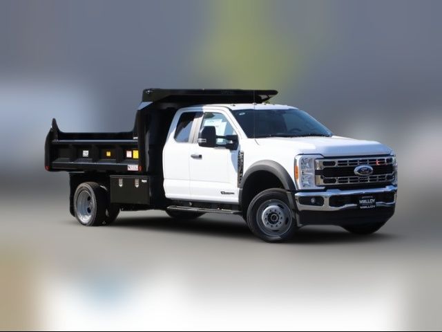 2023 Ford F-450 