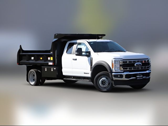 2023 Ford F-450 