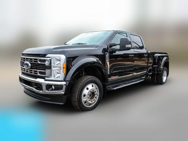 2023 Ford F-450 XLT