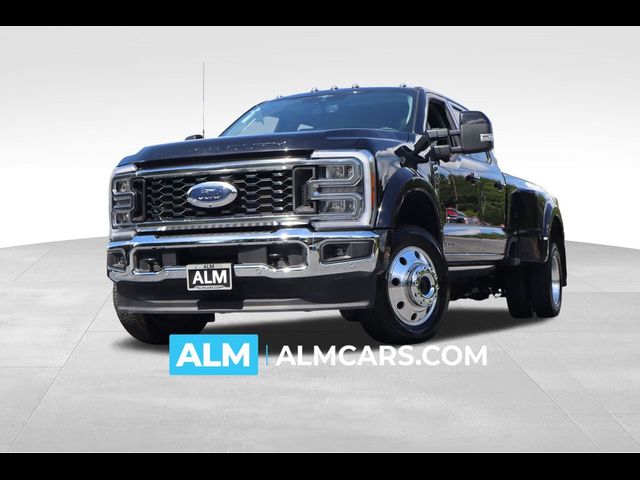 2023 Ford F-450 Lariat