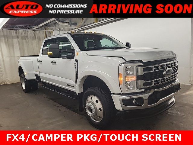 2023 Ford F-450 XLT