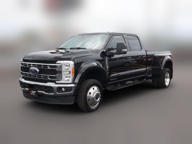 2023 Ford F-450 XLT