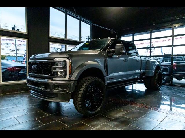 2023 Ford F-450 Lariat