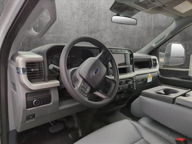 2023 Ford F-550 XL