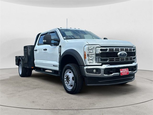 2023 Ford F-550 