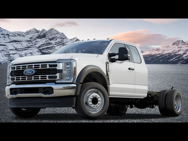 2023 Ford F-550 XLT