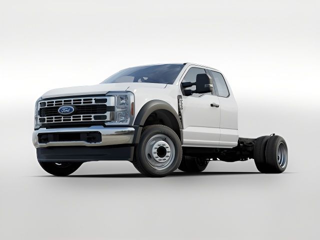 2023 Ford F-550 