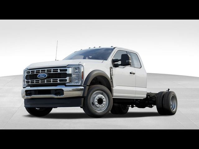 2023 Ford F-550 