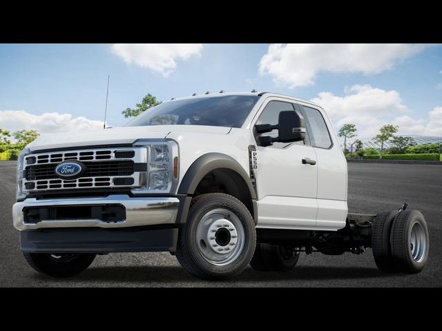 2023 Ford F-550 XLT