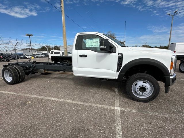 2023 Ford F-550 