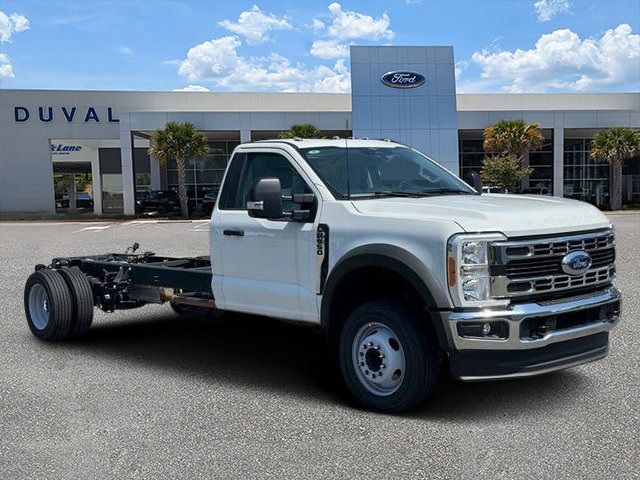 2023 Ford F-550 