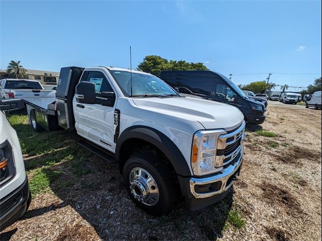 2023 Ford F-550 