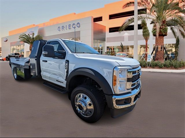 2023 Ford F-550 