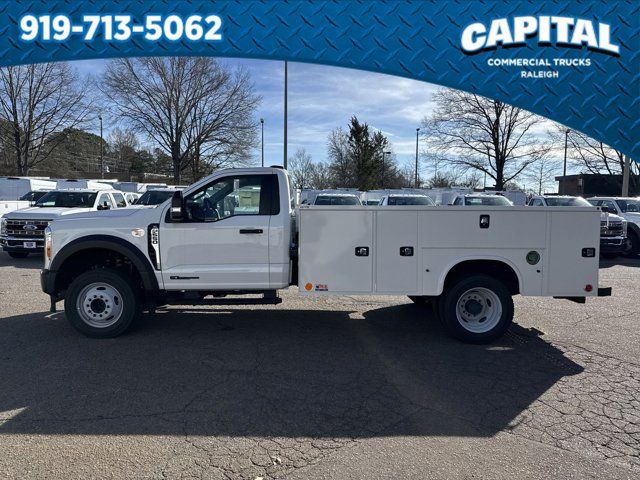 2023 Ford F-550 