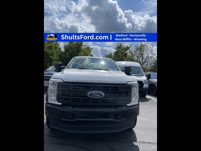 2023 Ford F-550 XL