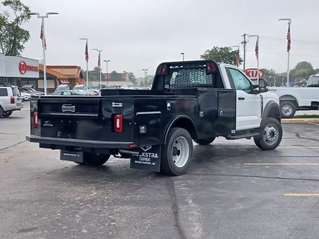 2023 Ford F-550 XL