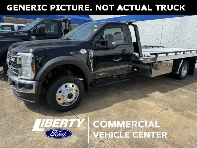 2023 Ford F-550 XLT