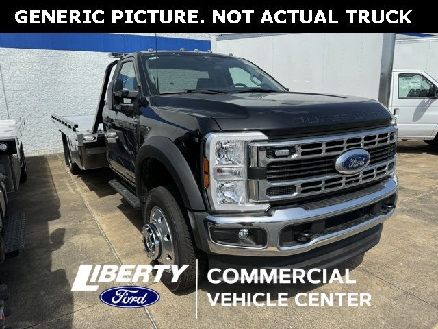 2023 Ford F-550 XLT