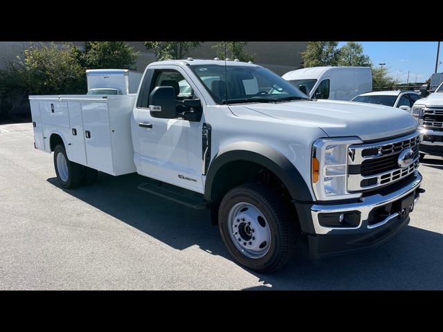 2023 Ford F-550 XLT