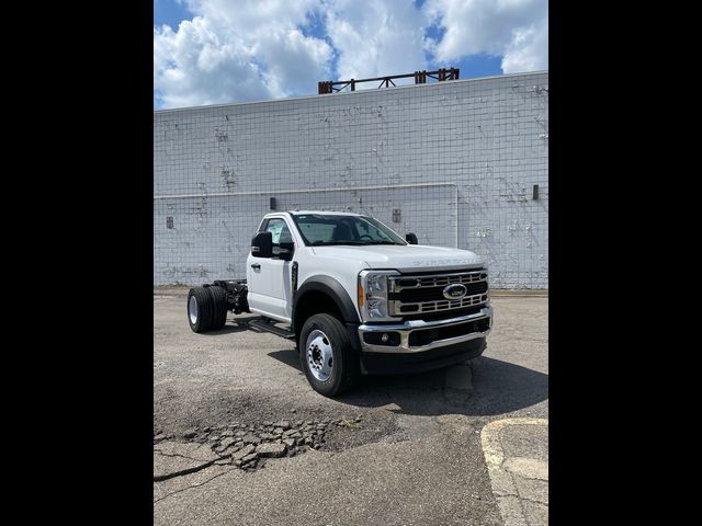 2023 Ford F-600 