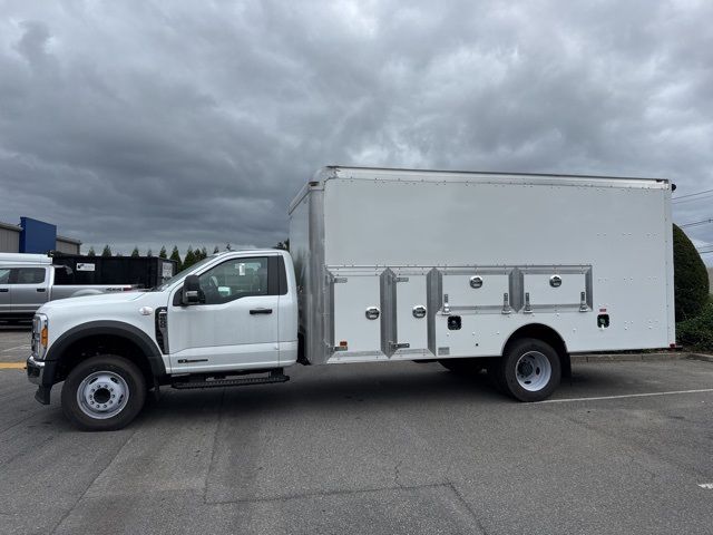 2023 Ford F-600 