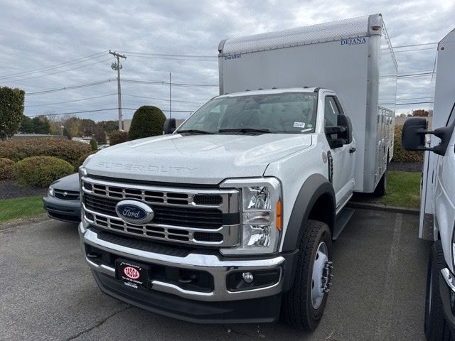 2023 Ford F-600 