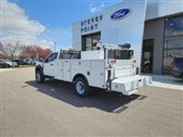 2023 Ford F-600 