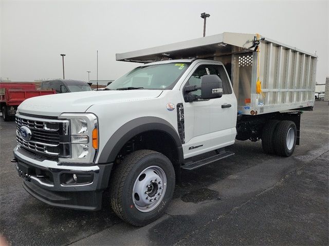 2023 Ford F-600 