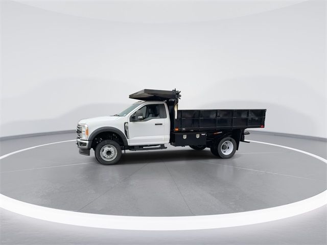 2023 Ford Super Duty F-600 DRW 