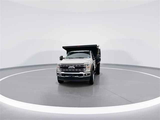 2023 Ford Super Duty F-600 DRW 