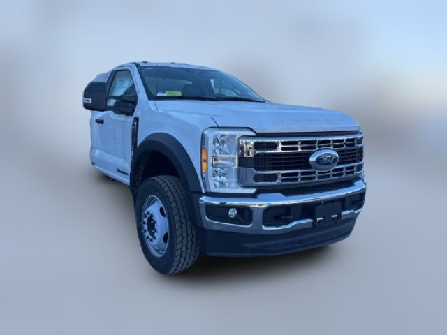 2023 Ford F-600 