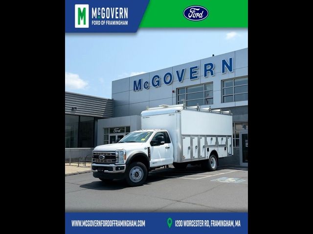2023 Ford Super Duty F-600 DRW 