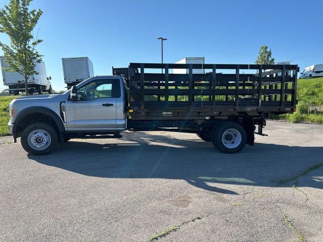 2023 Ford F-600 XLT