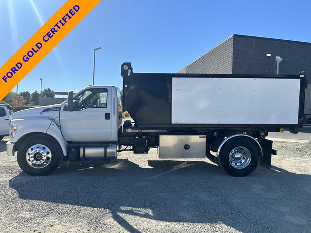 2023 Ford F-650 Base