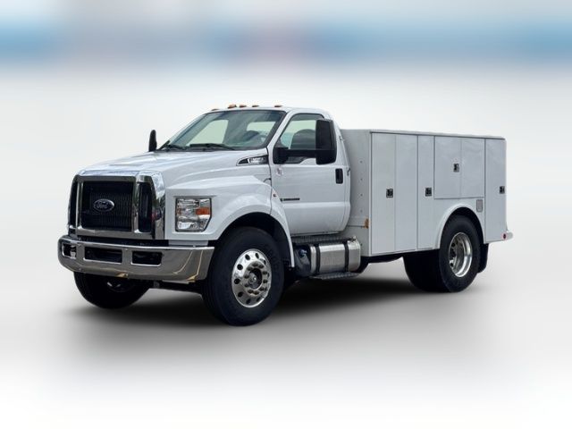 2023 Ford F-650 Base