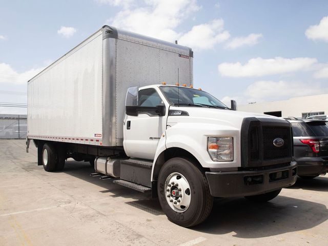 2023 Ford F-750 Base