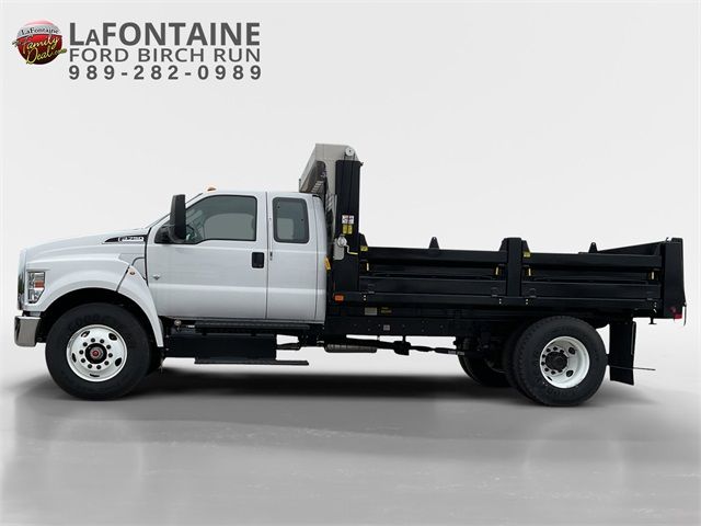 2023 Ford F-750 Straight Frame Gas