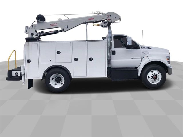 2023 Ford F-750 Base