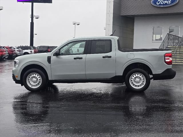 2023 Ford Maverick XL