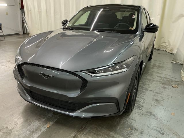 2023 Ford Mustang Mach-E California Route 1