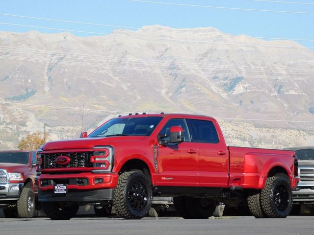 2023 Ford F-350 Platinum