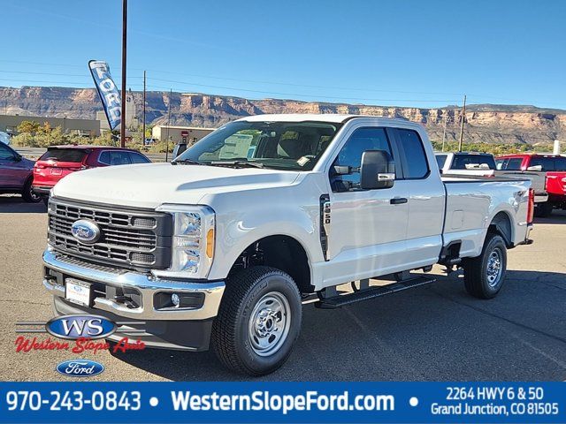 2023 Ford F-250 XL