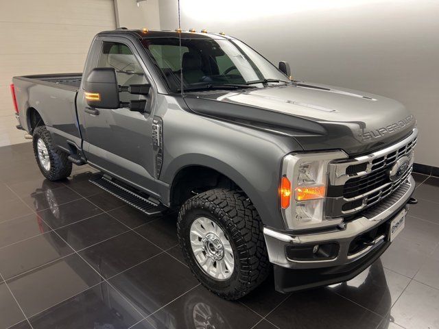 2023 Ford F-250 XLT