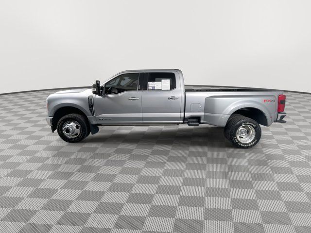 2023 Ford F-350 Lariat