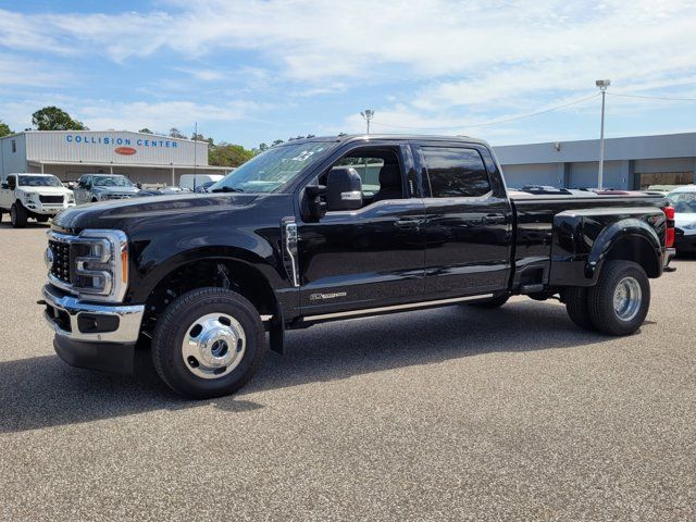 2023 Ford F-350 Lariat