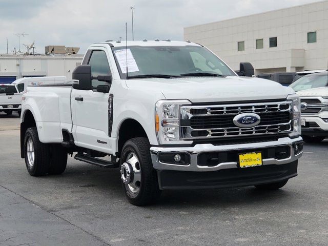 2023 Ford F-350 XLT