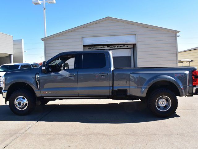 2023 Ford F-350 Lariat